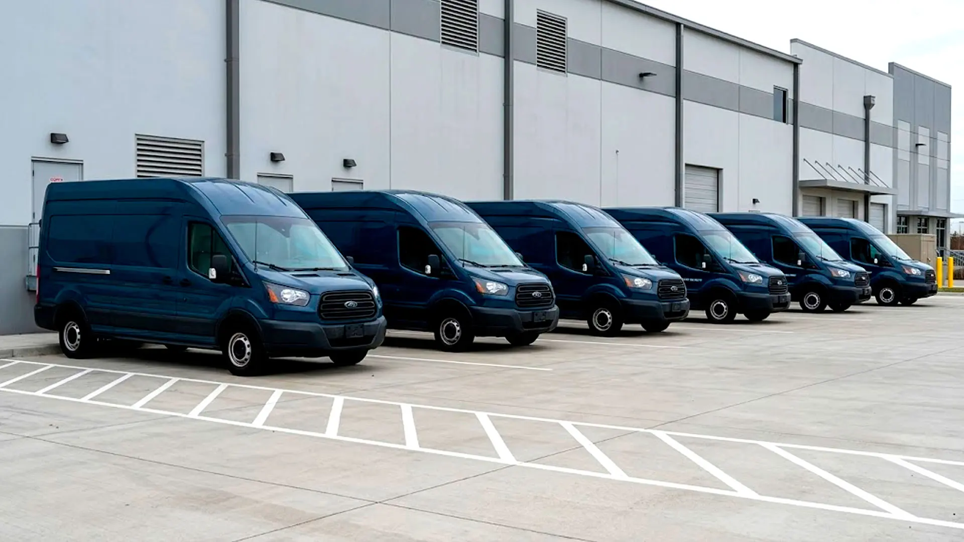 Capture Every Vehicle at vehicle check-out, at the lot gate, or maintenance facility.